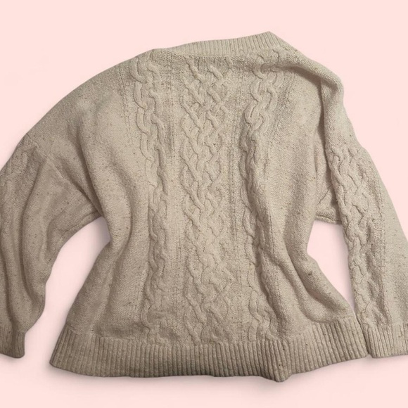 Old Navy Beige Cable Knit Cardigan - Picture 2 of 3